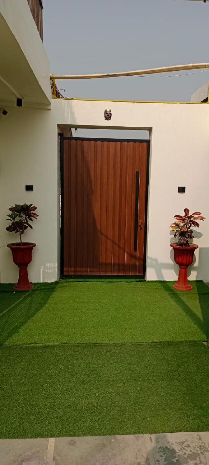 Urban Nest Bed & Breakfast